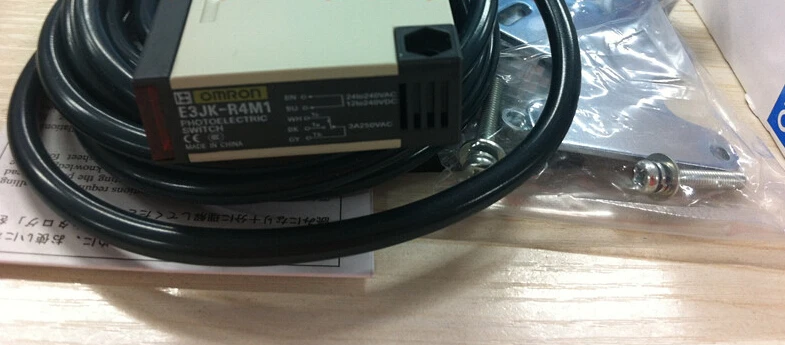 

E3JK-R4M1 OMRON photoelectric sensor