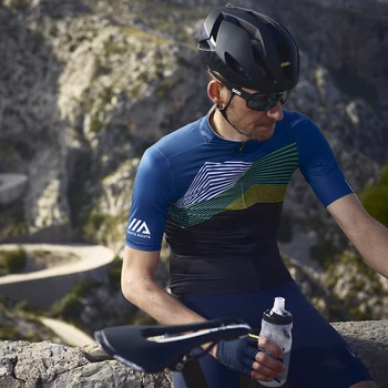 

Brand Mavic cycling jersey suit 2019 Summer short sleeved cycle wear sets Three-dimensional lines Sport kit Gel pad black shorts