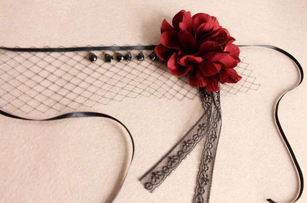 Black-Vintage-Sexy-Lace-Eye-Face-Mask-Elegant-Prom-Party-Woman-Masks-For-Masquerade-Halloween-Venetian-Costumes-HG0153 (4)