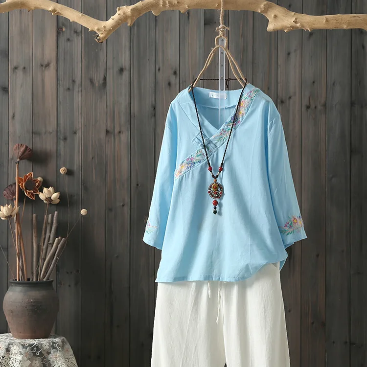 

Autumn New Republic Chinese Style Shackle Buckle Embroidery Half Sleeves Cotton Linen Tops Three Colors