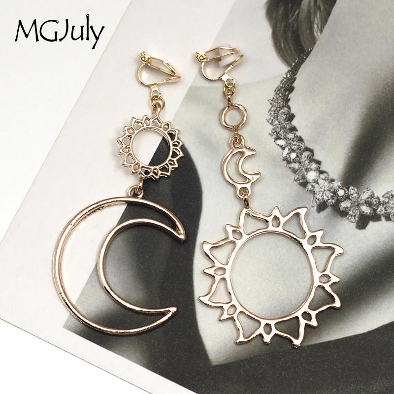 

Geometric Metal Stars Moon Sun Clip Earrings No Hole Ear Clips Hollow Line Earrings Non Pierced Women Earring Gift CE335