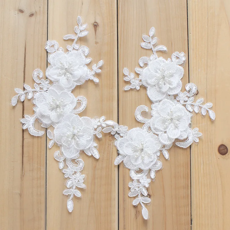 

White Emboriederd Floral Appliques With Beaded For Wedding DIY Clothing Patches