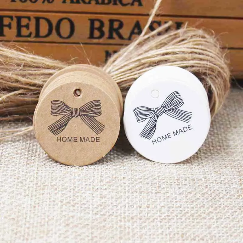 

3cm cute Homemade cake/bakery tag ,Made with love Kraft/white gift tag100pcs +100 string for gifts packing decoration