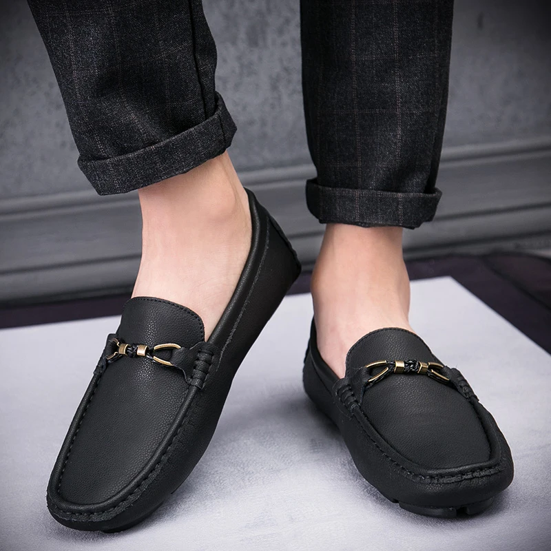Mocassino Uomo Пелле Для мужчин повседневная обувь модные кожаные мужские лоферы мужские мокасины слипоны Мужская обувь на плоской подошве обувь для вождения черного цвета