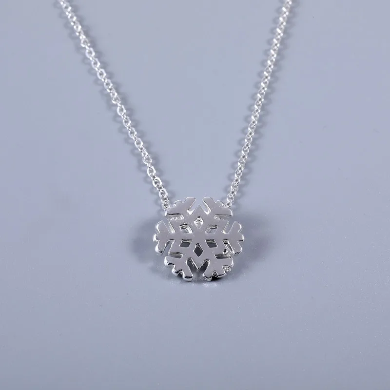 

925 Sterling Silver Jewelry Wholesale Korean Fashion Big Snowflake Exquisite Creative Female Personality Pendant Necklace