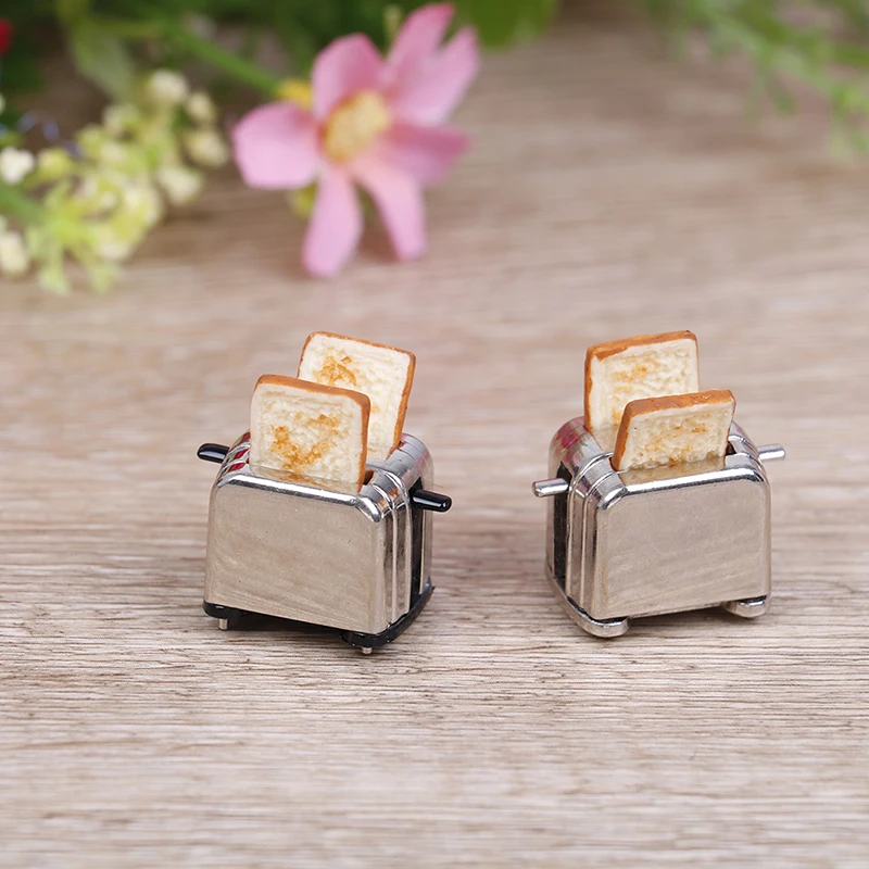 

Mini Bread Machine Toaster 1/12 Scale With Toast Miniature Dollhouse Accessories Doll Houses Decoration 1;12 DIY Craft