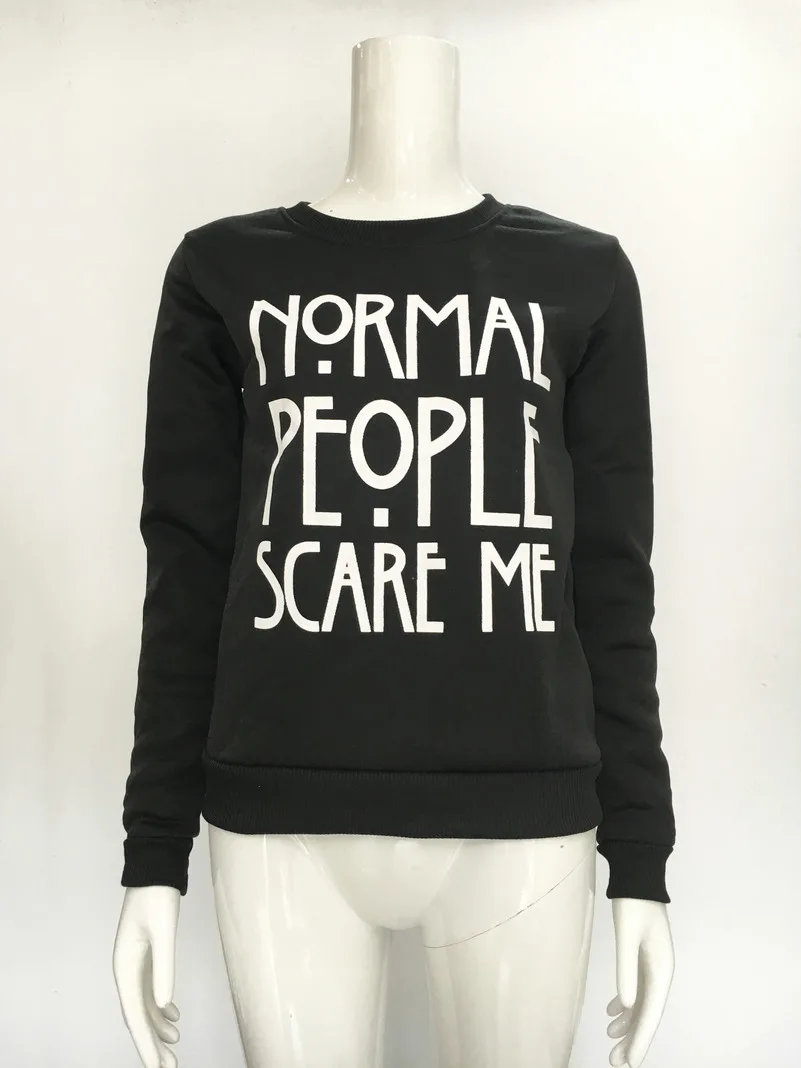 Толстовка с капюшоном и надписью Normal people scare me Женская Повседневная в стиле