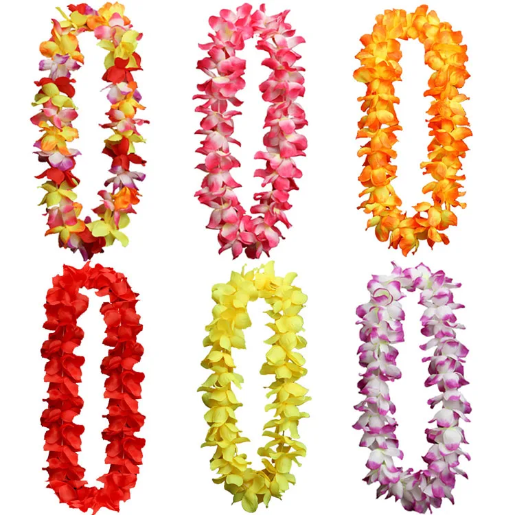 Hawaii Luau Icon Travel Concept: Fresh Lei Flowers Necklace, Kauai Hawaiian  Island Tropical Vacation Background Stock Photo - Image of cultural,  island: 190495174