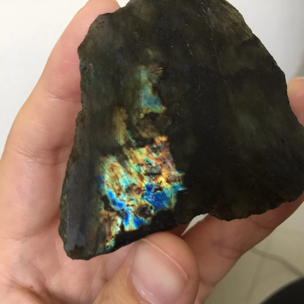 

67g Healing Crystal Colorful Natural Labradorite Plate Rough Minerals Cut Stone for Pocket Decor or Wedding Decoration