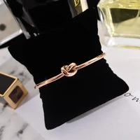 YUN RUO 2019 New Arrival Chic Fashion Knot Lovers Bangle Rose Gold Color Titanium Steel Jewelry Woman Birthday Gift Never Fade 2