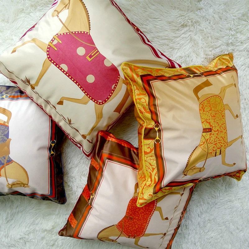 

Luxury Gold New Fashion Horse High Quality Silk Printed Cushion Cover Pillow Cover Pillowcase Home Decorative Sofa Throw Pillows