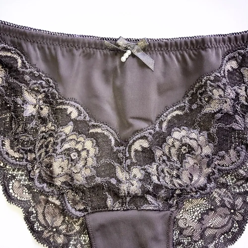 D82F9B630FCEE016BE5AAAE5D0C2D6A1