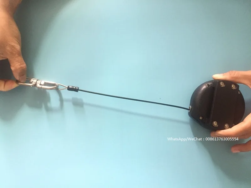 stainless_steel_cable_retractable_security_tether