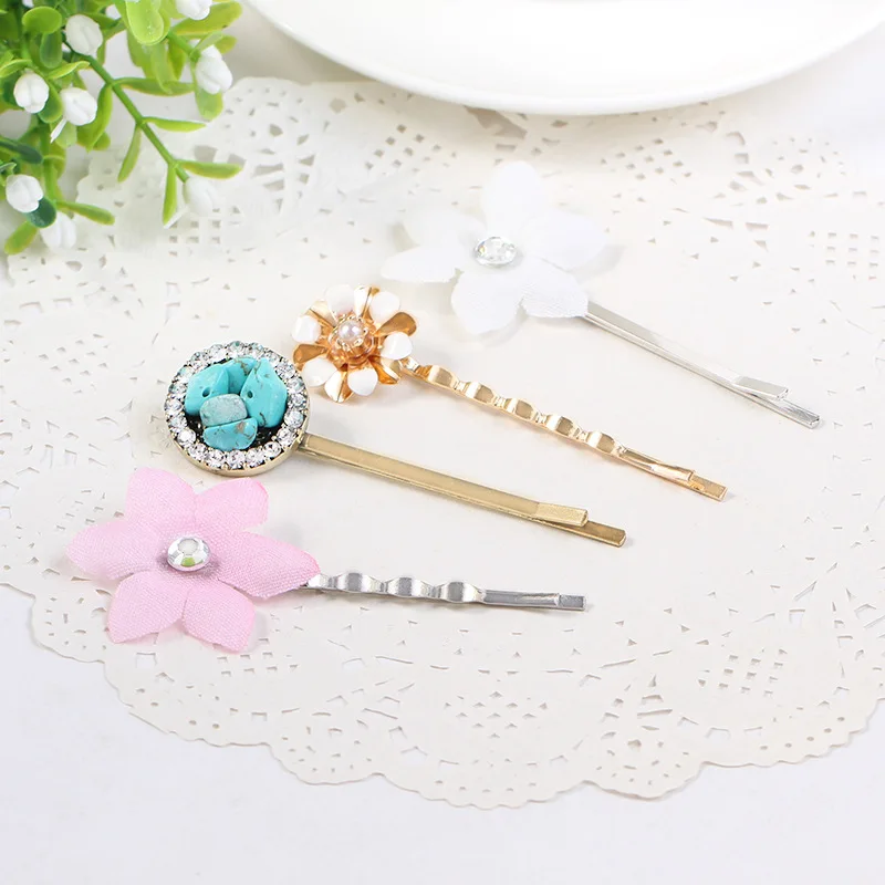Mini Hijab Pins Brooches  Designs Wholesale Crystal Random delivery