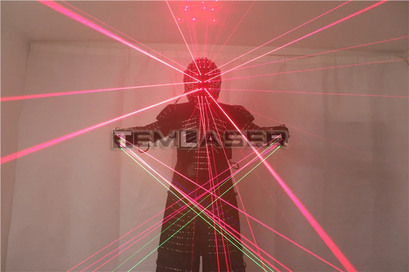 D01