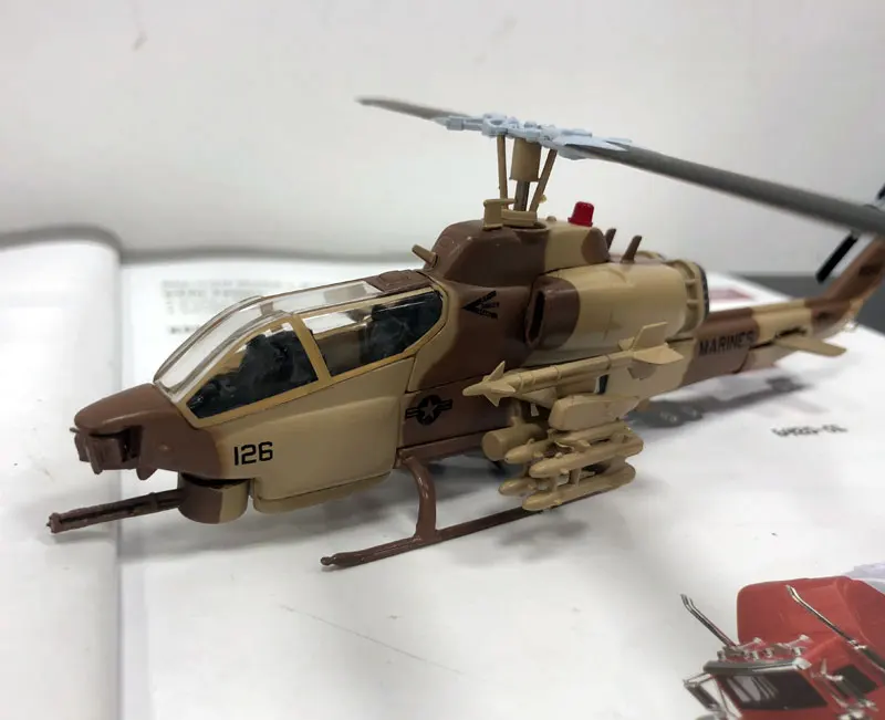 IXO 1/72 масштаба США AH-1W SuperCobra ударный вертолет литой металлический самолет модель игрушки для подарка/Дети/Коллекция