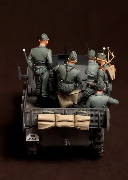 Весы модели 1/35 Crew для SD. kfz.104 мех 2 см flak 30 включает в себя 6 не есть Автомобиль Рисунок uncolor Второй мировой войны Смола Модель Бесплатная