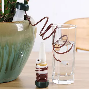 

2pc Garden Automatic Plant Waterers spike for Houseplant Automatic Watering Tool Indoor Auto Drip Irrigation Watering System