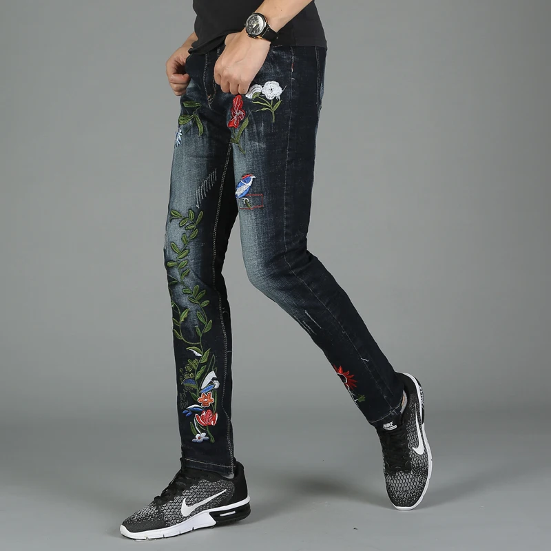 Новые дизайнерские мужские джинсы известного бренда итальянские роскошные розовые джинсы с вышивкой облегающие мужские джинсы с рисунком джинсовые штаны в байкерском стиле