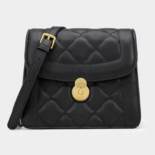 Quality Leather Small Bag New Luxury Fashion Small Square Bag Lock Buckle Lingge Chain Handbag Simple Wild Shoulder Messenger Quality Leather Small Bag New Luxury Fashion Small Square Bag Lock Buckle Lingge Chain Handbag Simple Wild Shoulder Messenger