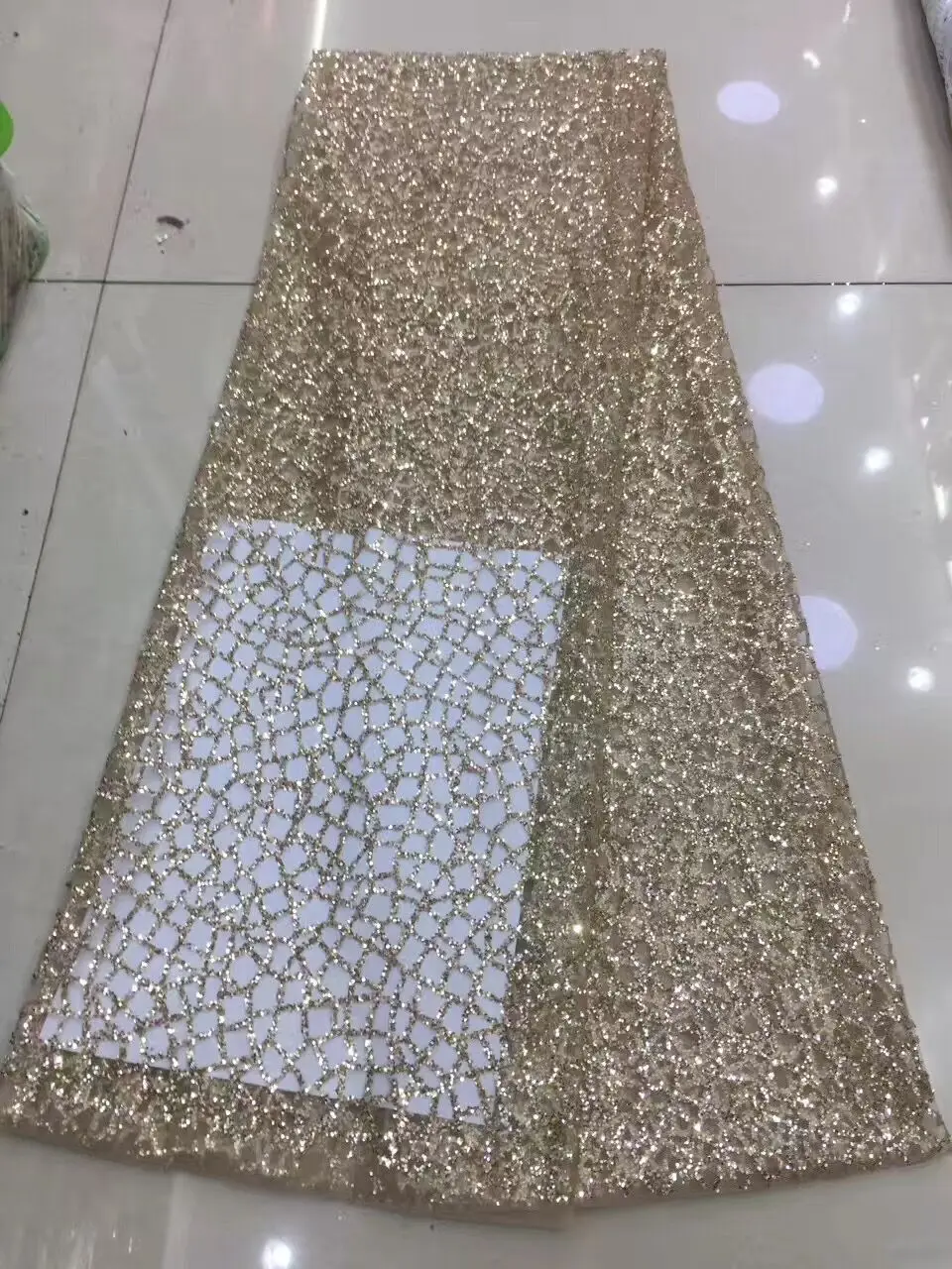 

Приклеенная блестящая искусственная африканская кружевная ткань с блестками