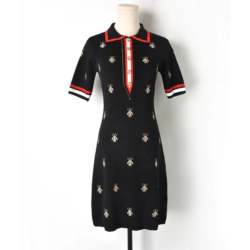 

Luxury Brand Designer Knitted Dress for Women Vintage Turn Down Collar Contrast Embroidery Bee Knitted Dress