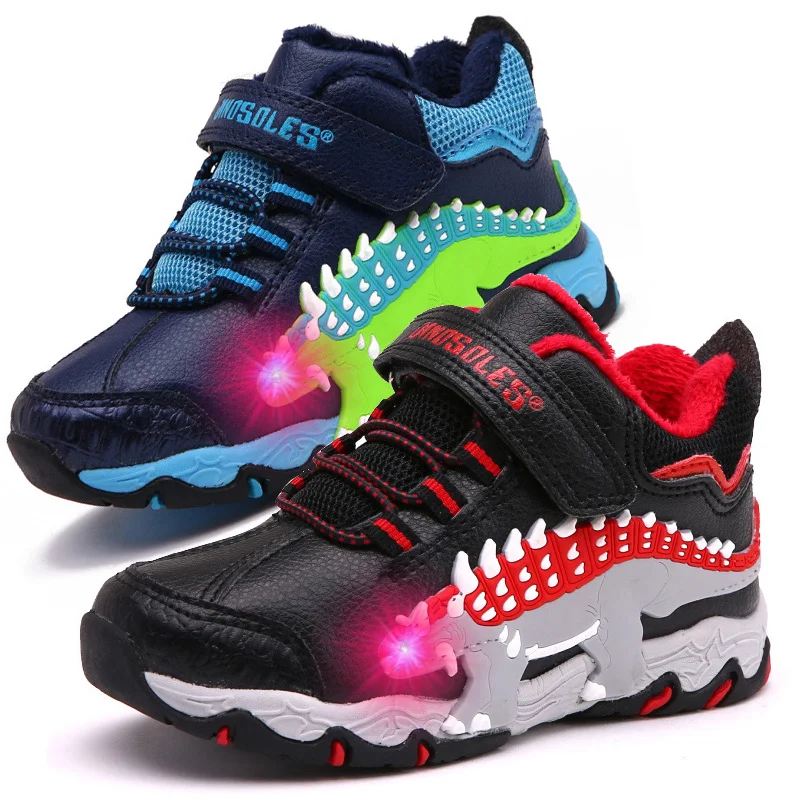 

Dinoskulls Baby Boys Boots Light Up Fleece Kids Snow Boots LED 3D Dinosaur Children Trainers 2019 Winter Sport Shoes