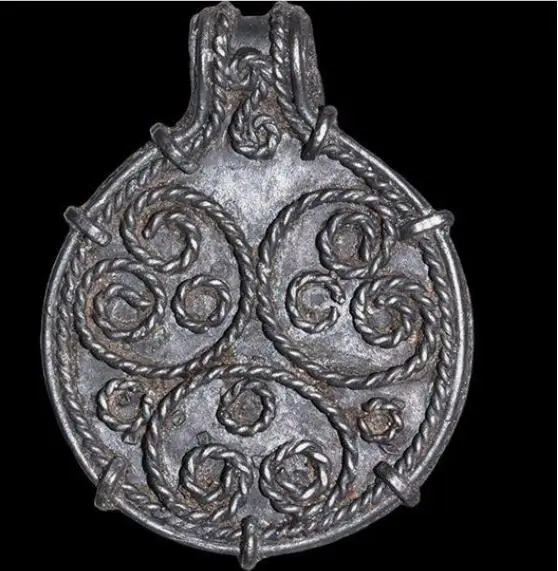 

SanLan 12pcs Viking Pendant with Scrolls 9th-12th Century