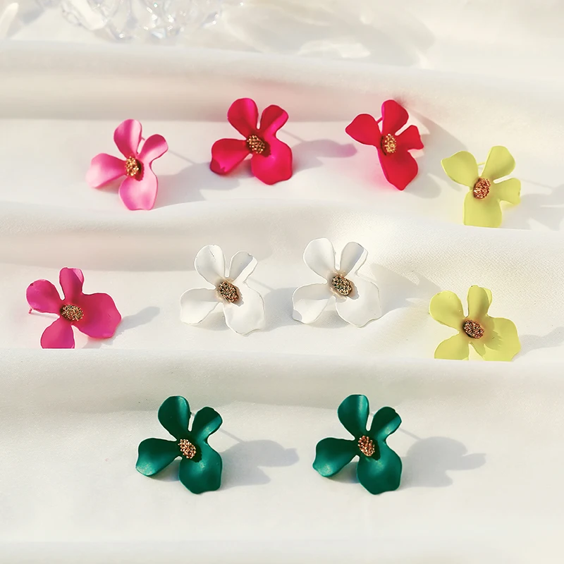 

New creative simple candy color earrings female metal earrings female bohemian fashion earrings decorative jewelry gift VE873