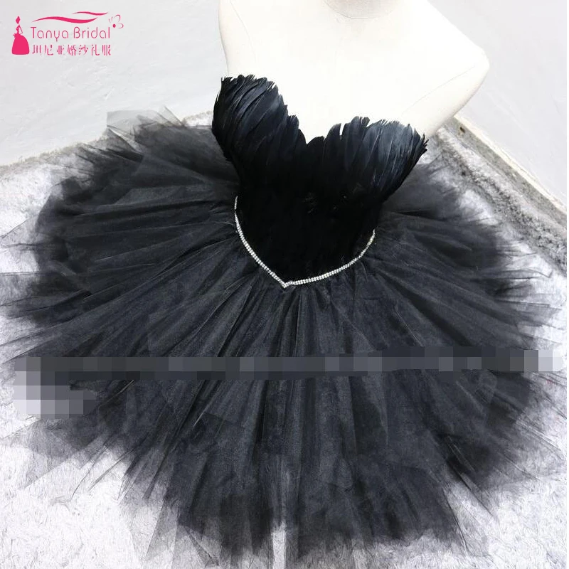 

Black Short Homecoming Dresses Feather Tulle Puffy Sexy Club Dancing Party Gowns Vestido De Festa Grauduation Dress ZHM020