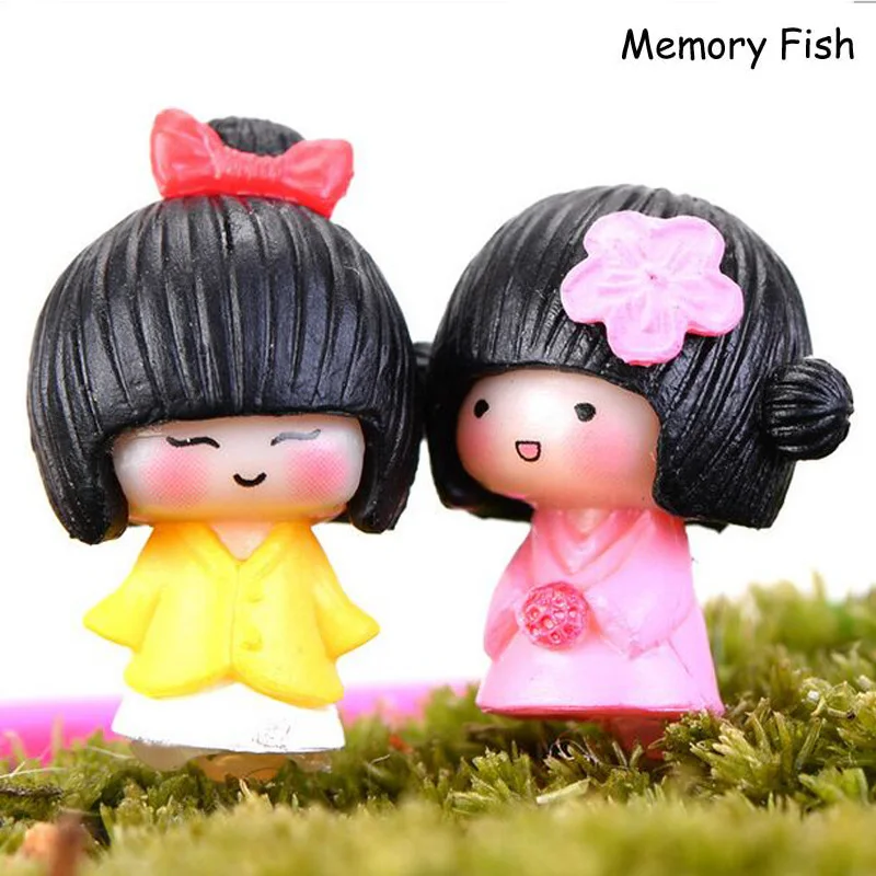 Kawaii Mini Cute Japanese girls Model Doll Anime Figure Toys home Micro