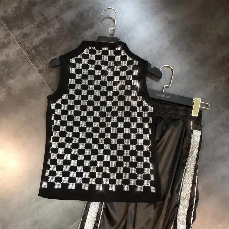 

2019 summer new square lattice rhinestone hot drilling shiny slim collar collarless T-shirt female