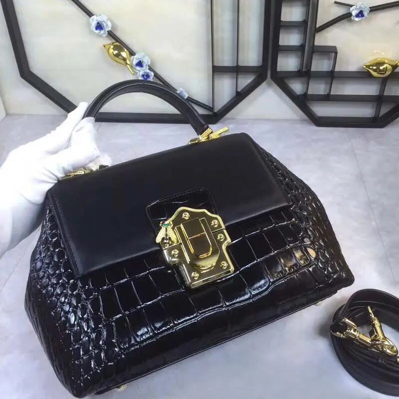 

Good Texture Spring 2019 New European and American Fashion Lizard Wrap Lock Button Single Shoulder Bag Handbag Lady Slant Bag