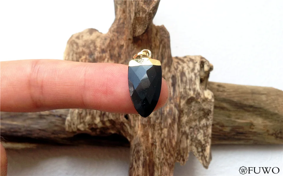 Natural Black Agate Horn Pendant 9