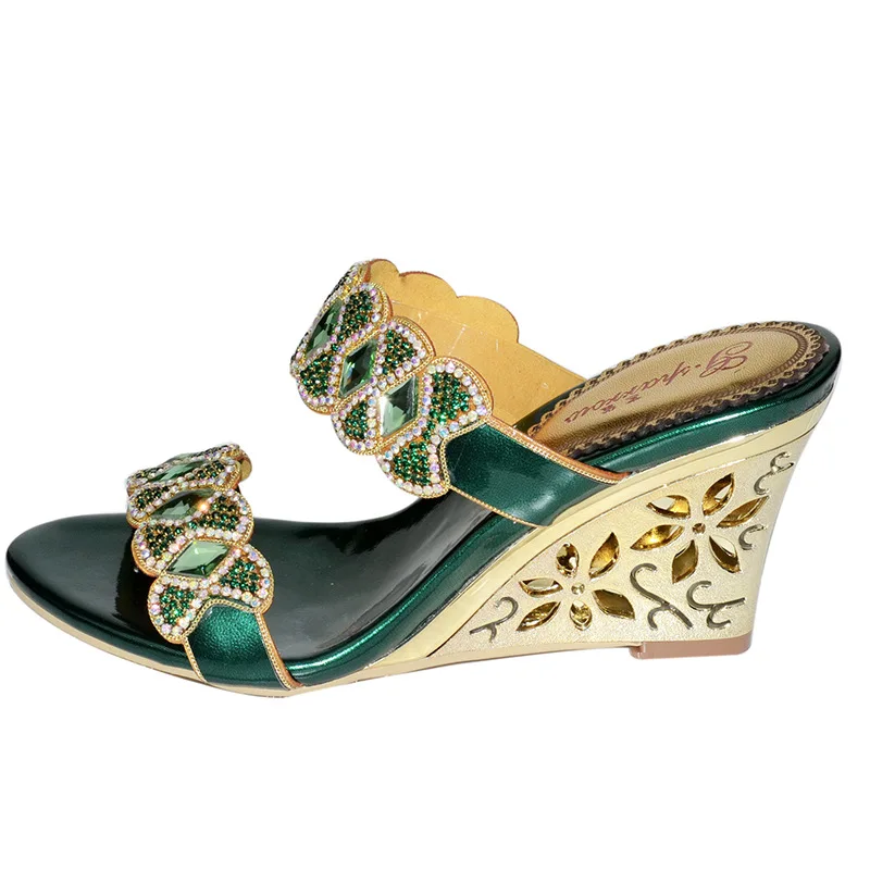 

Sheepskin High-Heeled Shoes Summer 2017 Diamond Leather Sandals Women Pumps Rhinestone Buckle Design Plus Size 44 Peacock Color