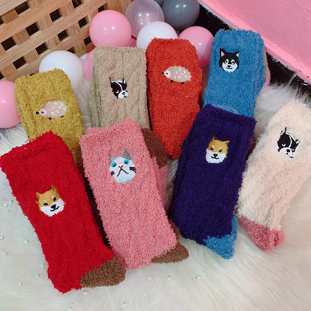 

1pair 2019 High Quality Cute Elegant Lovely Cartoon Pattern Sweet Cotton Women Socks Animals Character Casual Warm Socks