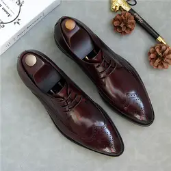 Новые весенние Обувь с перфорацией типа «броги» для мужчин на плоской подошве Формальные Бизнес обуви из натуральной кожи обувь в стиле