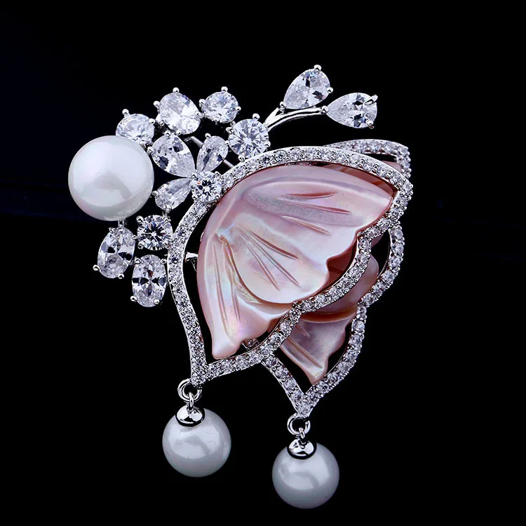 

SWOUR New Bridal Jewelry White Gold Color Shell Pearl Butterfly Design Micro Cubic Zircon CZ Brooch High Quality S057