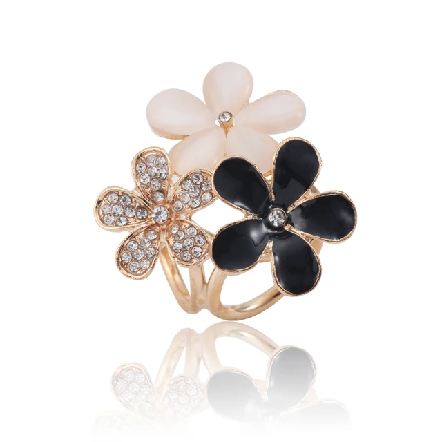Flowers Brooch Scarf Buckle Bouquet Luxury Crystal Rhinestone Scarf Clips For Women Christmas Xmas Jewelry Dropshipping Flowers Brooch Scarf Buckle Bouquet Luxury Crystal Rhinestone Scarf Clips For Women Christmas Xmas Jewelry Dropshipping