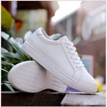 Модная обувь на плоской подошве; женская повседневная обувь из натуральной кожи; лоферы на шнуровке; белые туфли; Размеры 35-40