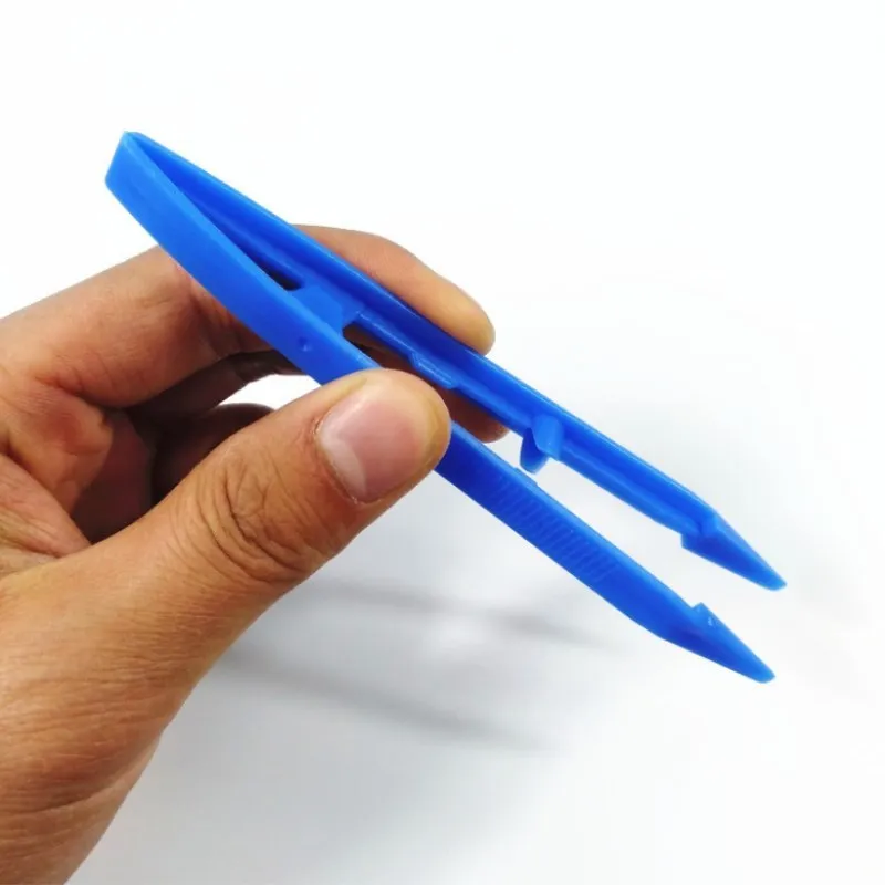 

100 pcs 11x2.3cm Blue Medical Plastic Tweezers wholesale Disposable Tweezers Tools Forceps for Crafts DIY Jewelry Making