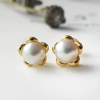 

Sweet 6-6.5mm White Genuine Akoya Pearl Flower Stud Earrings 14K Yellow Gold