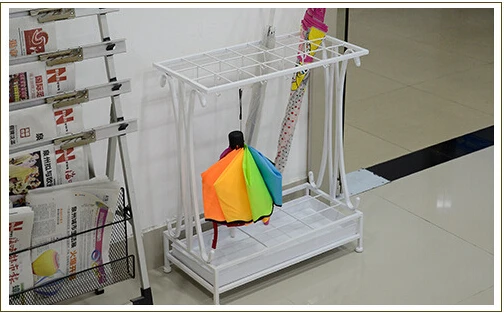 Household, wrought iron umbrella rack. Creative receive barrels. Long short shank folded umbrella stand