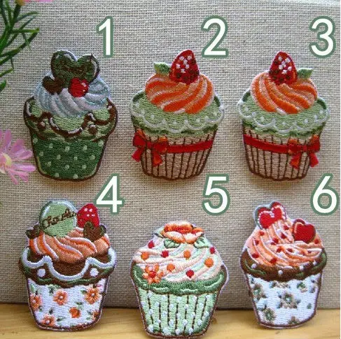

Mixed Styles Cloth Embroidered Iron on patches Badge Transfer 5.2cm*4cm