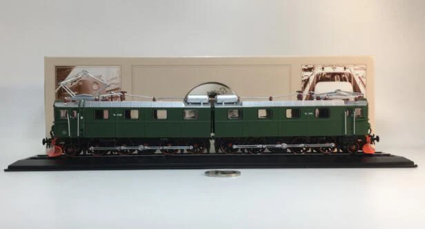 Специальное предложение редкий 1: 87 EI 12,2115+ 12,2116 моделирование статического готового поезда модель трамвая Модель Коллекция