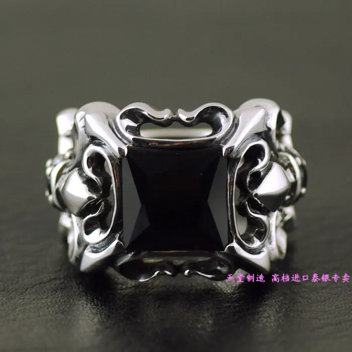 

* Imported from Thailand, hollowed out blacknatural stone ring with Thai Silver Ring
