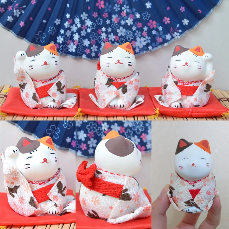

3pcs Lucky Cat Figurines Japanese Kimono Maneki Neko Gypsum Ornaments Animals Kitty Miniatures Home Decoration Business Gift