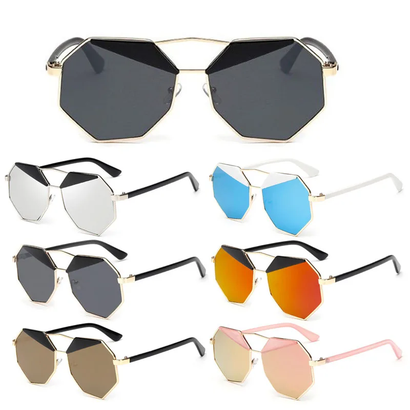Trans retro model glasses