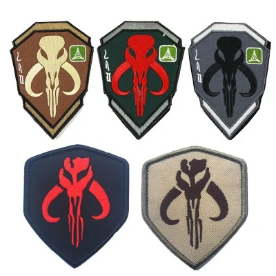 

MANDALORIAN BANTHA SKULL BOUNTY HUNTER BOBA FETT DESERT PATCH BADGE