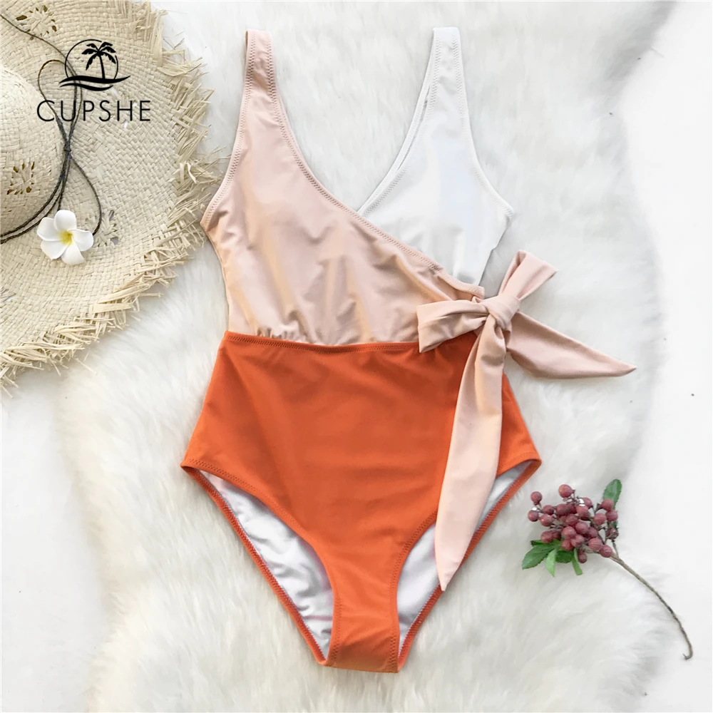 Billige Cupshe Gelb Und Weiß Colorblock einteiliges Badeanzug Frauen Patchwork Gürtel Bogen Monokini 2020 V ausschnitt Strand Badeanzug Bademode